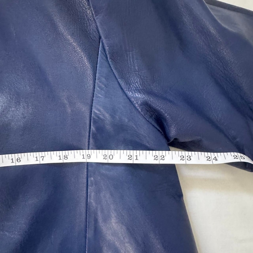 RARE vintage blue heavily beaded leather trench coat with matching leather skirt - Picture 5 of 6